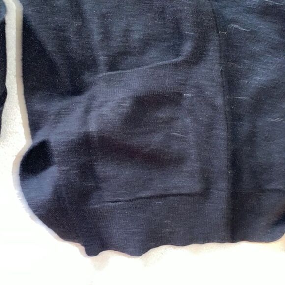 Love Tree sweater - Picture 5 of 5